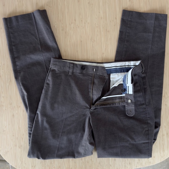 Kirkland non-Iron Work Relaxed Fit - size 32x34 - Picture 3 of 7